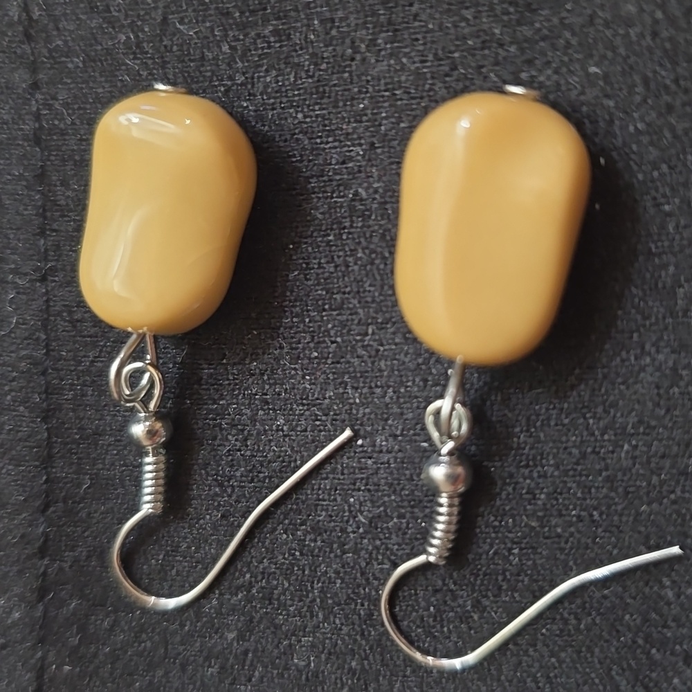 Stone Earrings with sterling French hooks. - Picture 2 of 2